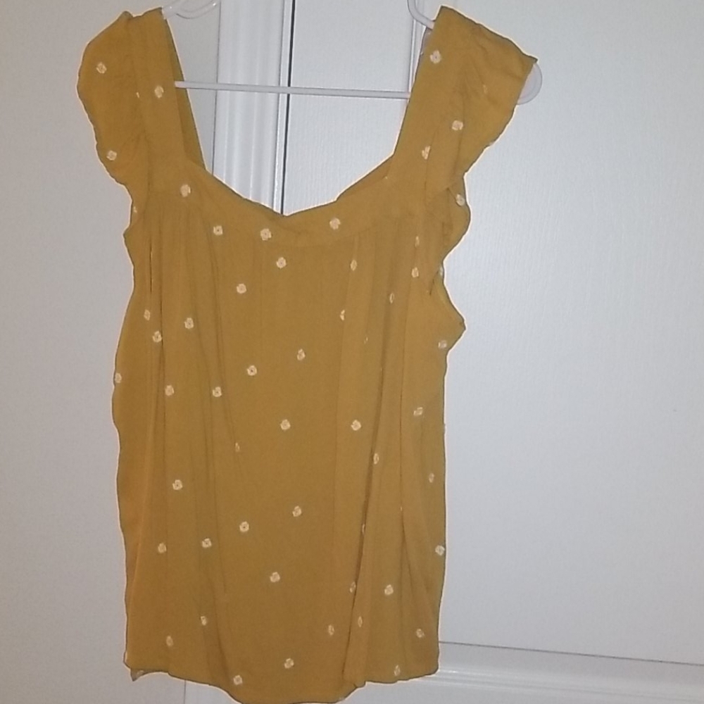 Ruffle Tank - Picture 4 of 6